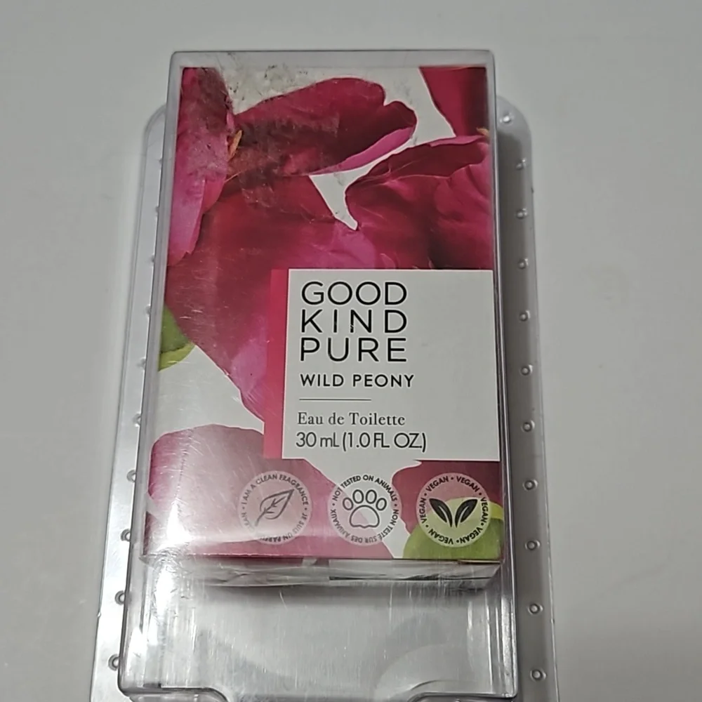 Beauty Bundle Brushes Makeup Removal Pads, Scrubs & Wild Peony